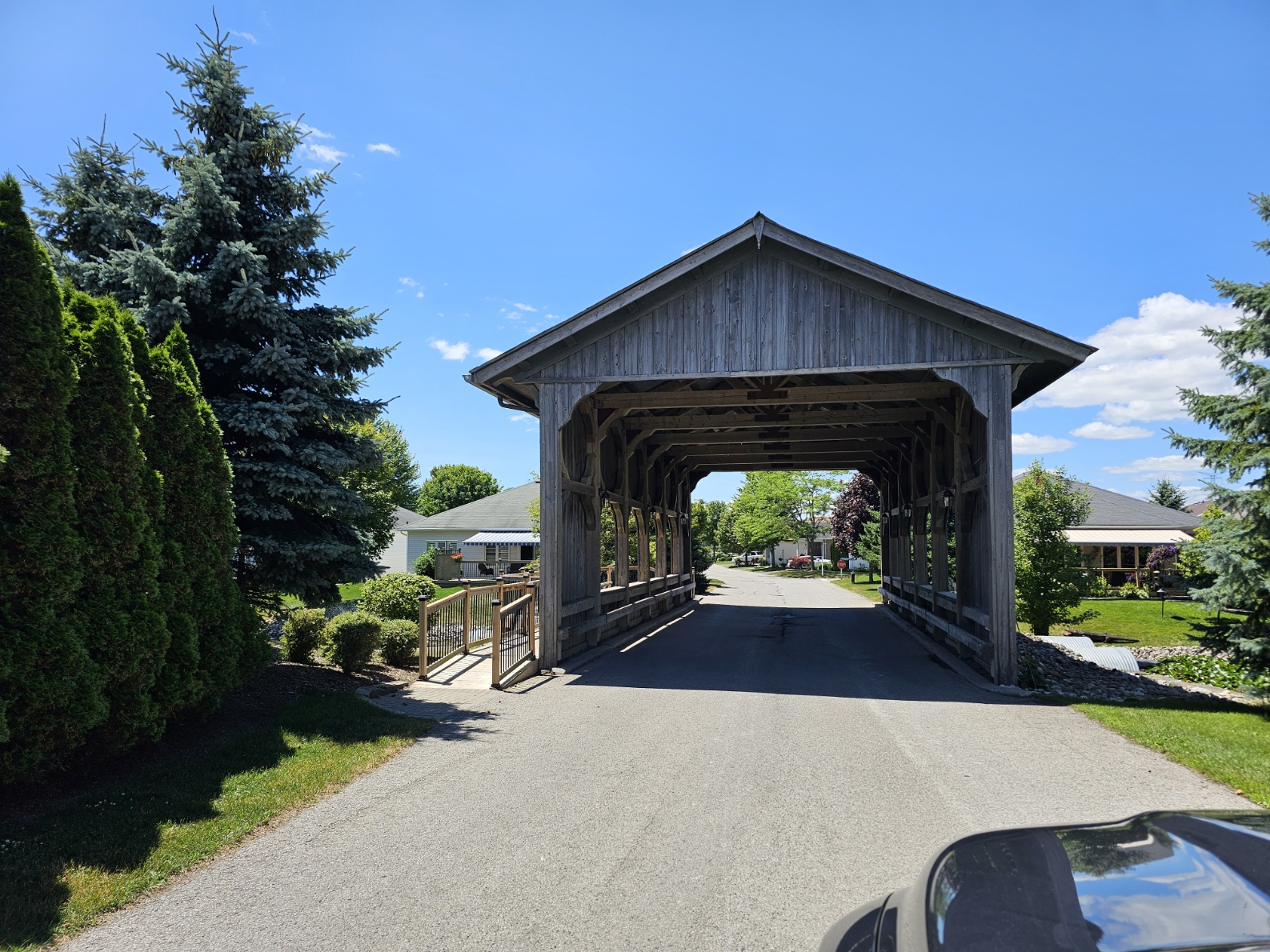 Wilmot Creek kissing bridge covered
